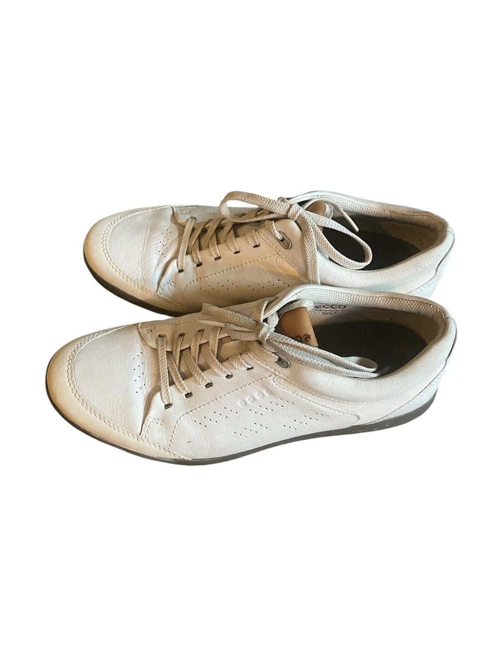 TT1- Ecco White Leather Lace-Up Men's Golf Sneakers with Subtle Perforation